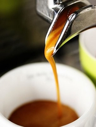 Кофе эспрессо быстро и качественно: особенности кофемашины эспрессо